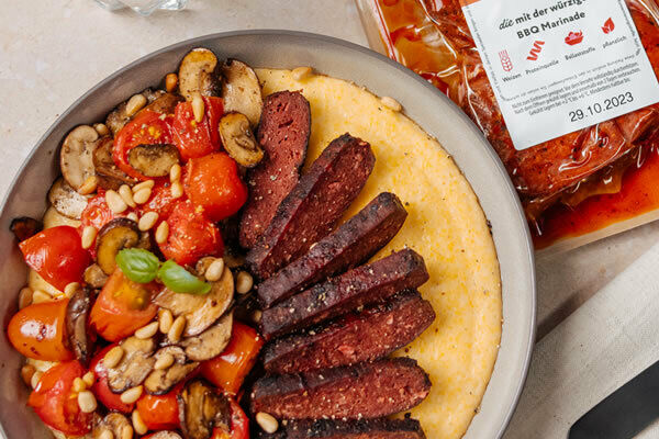 Steak-Polenta-Bowl